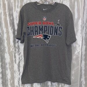 Nike New England Patriots Super Bowl XLIX Champions T-Shirt Size Large 🔥 YB3
